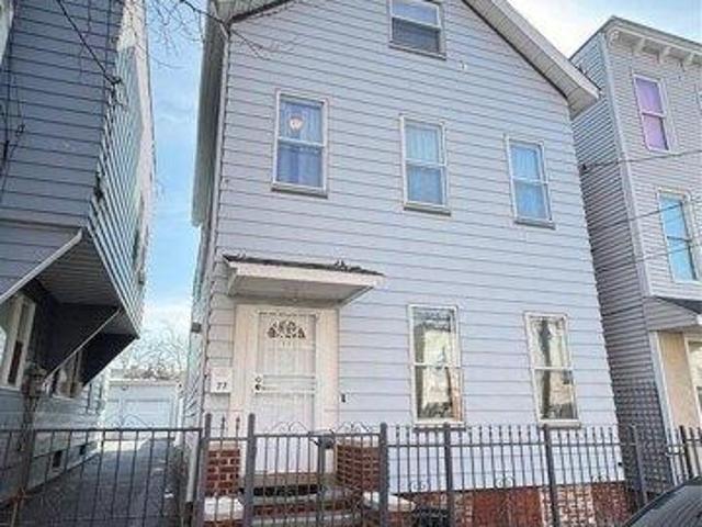 House for sale in Newark, Essex County