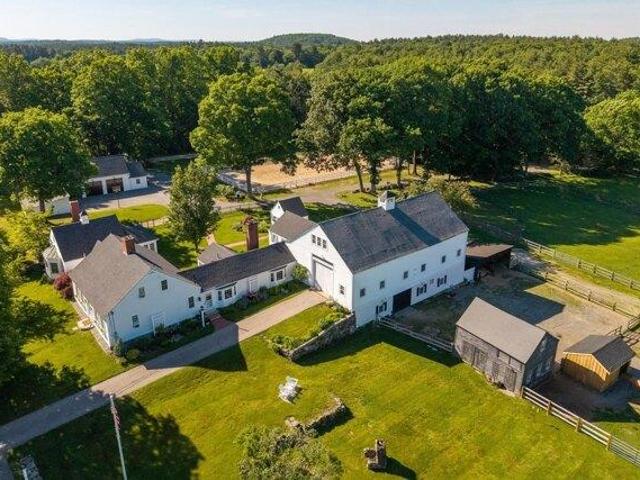 House for sale in Littlefield, Newfields