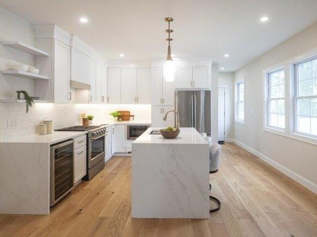 Condo for sale in Auburndale, Massachusetts