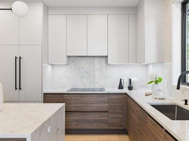 Condo for sale in Auburndale, Massachusetts