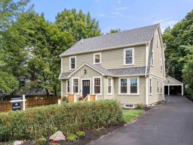 House for sale in West Newton, Newton