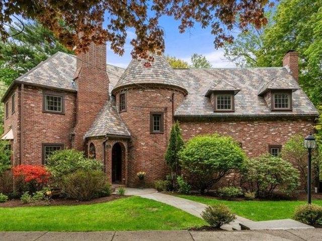 House for sale in Auburndale, Massachusetts