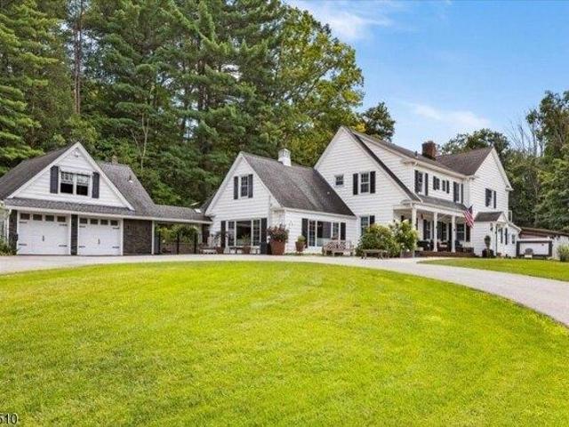 House for sale in Newton, New Jersey