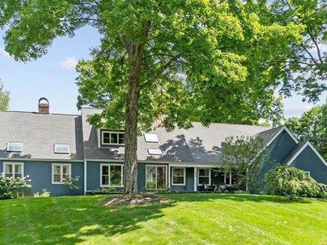 House for sale in North Andover, Essex County