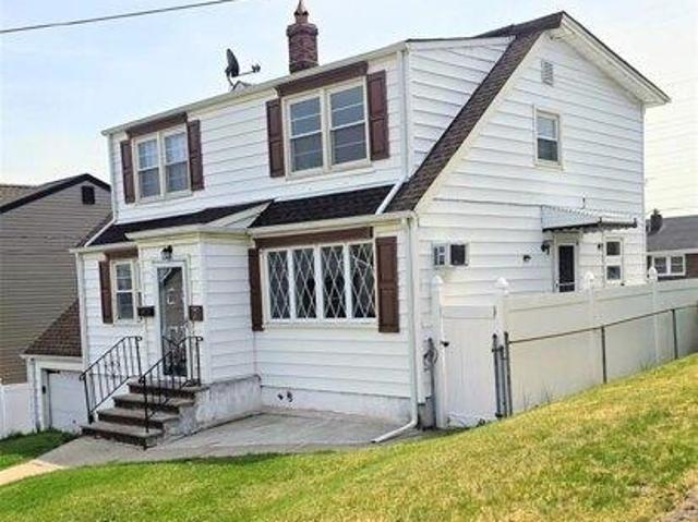 House for sale in North Arlington, New Jersey