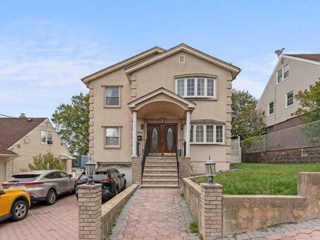 House for sale in Hudson, New Jersey