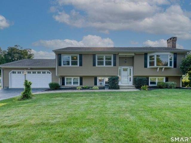 House for sale in North Haven, Connecticut