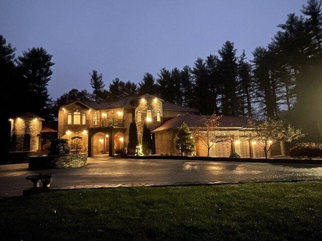 House for sale in North Reading, Massachusetts