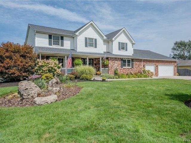 House for sale in Niagara, New York