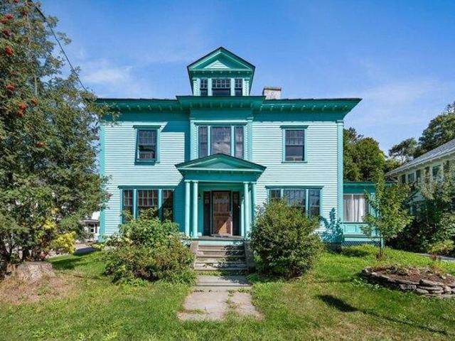 House for sale in Northfield Center, Northfield