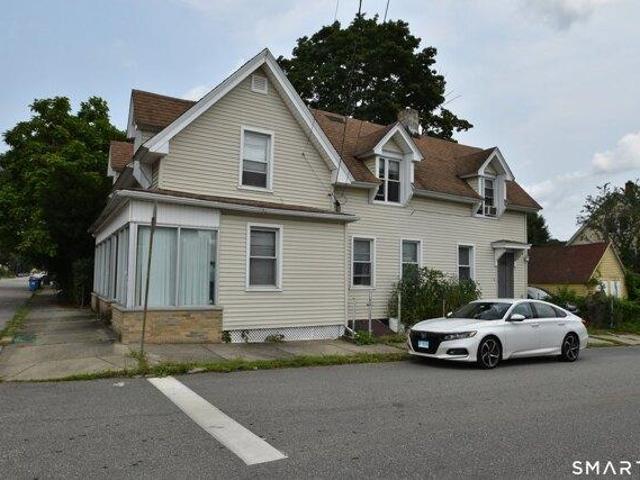 House for sale in Norwich, Connecticut