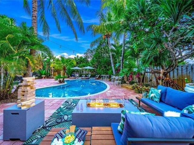 House for sale in Oakland Park