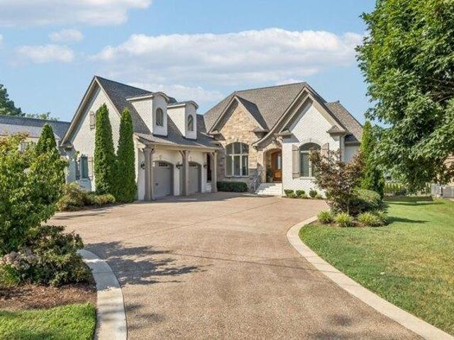 House for sale in Old Hickory, Tennessee