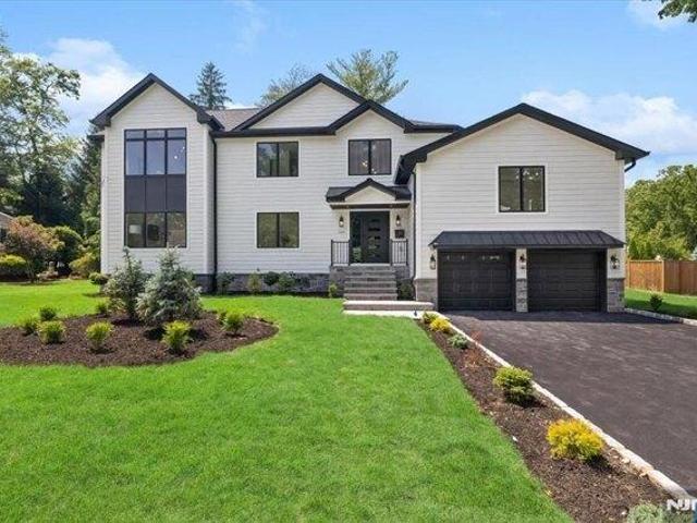 House for sale in Oradell, New Jersey