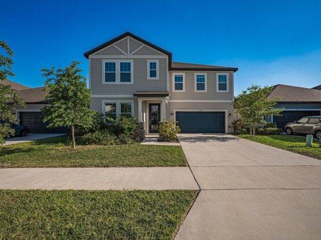 House for sale in University, Florida