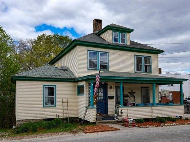 House for sale in Paris, Maine