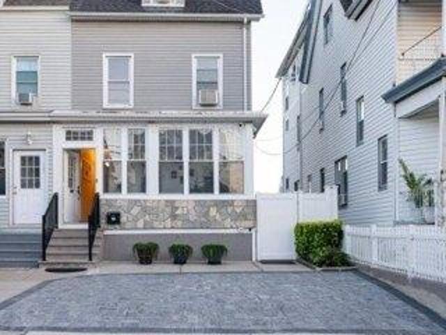 House for sale in Passaic, New Jersey