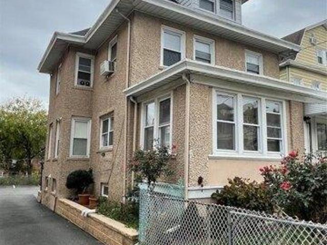 House for sale in Passaic, New Jersey