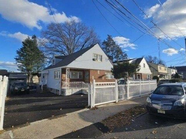 House for sale in Passaic, New Jersey