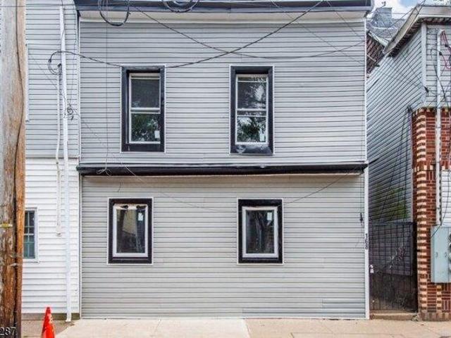 House for sale in Passaic, New Jersey