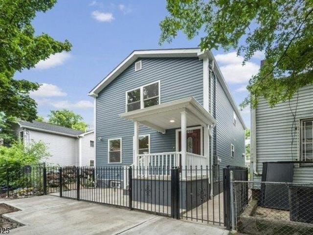 House for sale in Paterson, Passaic County