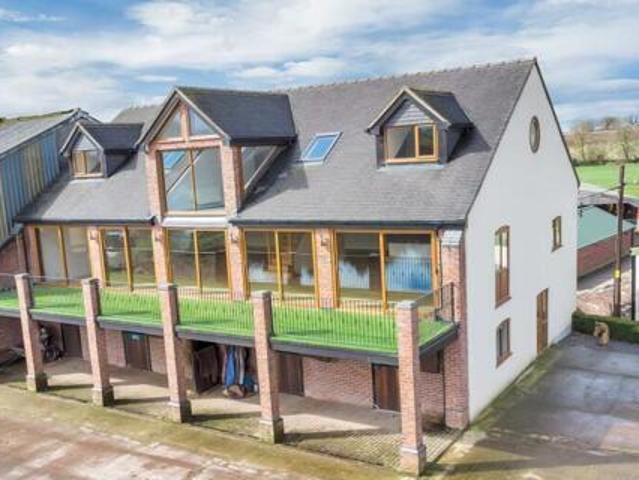 House for rent in Lyons, Greater London
