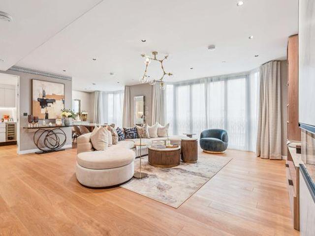 Flat for sale in Colindale, Greater London