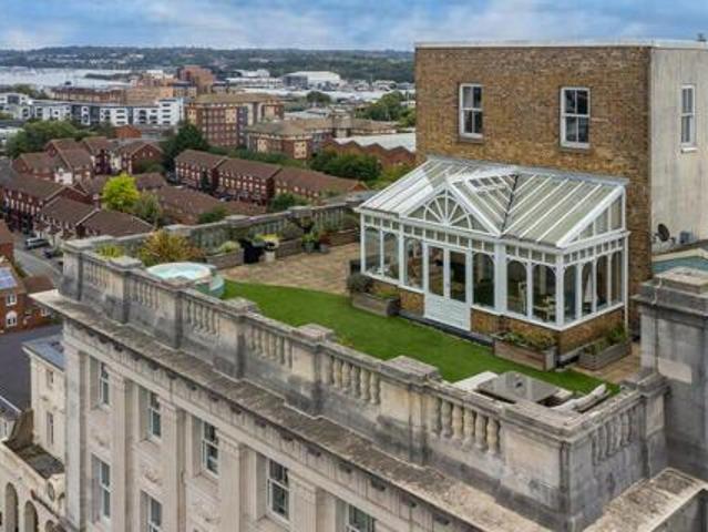 House for sale in Barton Stacey, Hampshire