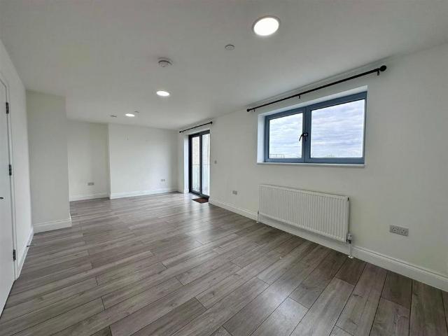 House for rent in High Barnet, Greater London