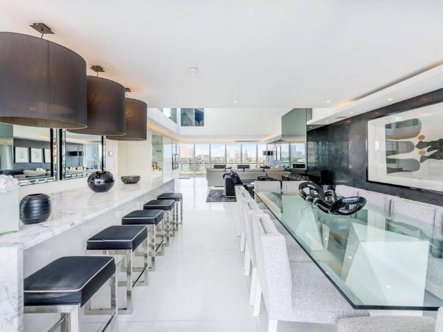 Flat for rent in Chelsea Harbour, Greater London