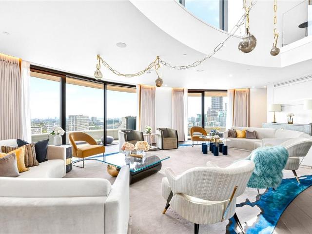 Flat for rent in Greater London