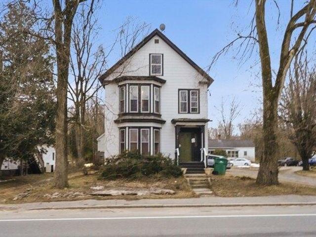 House for sale in Pepperell, Massachusetts