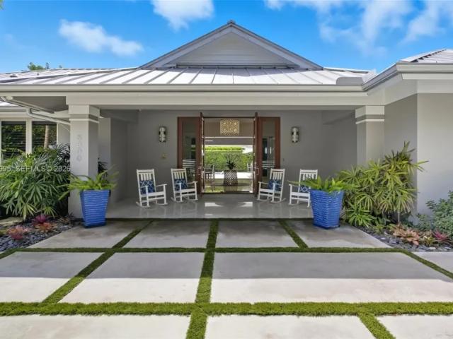 House for sale in Pinecrest, Florida