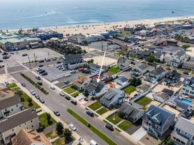 House for sale in Point Pleasant Beach, New Jersey
