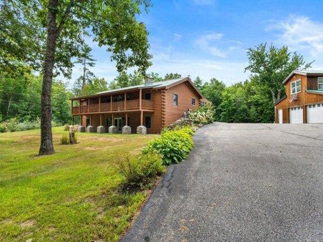 House for sale in Poland, Maine
