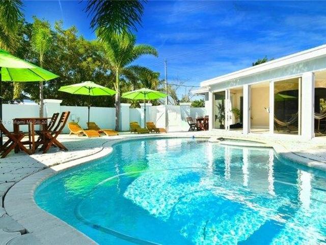House for sale in Pompano Beach