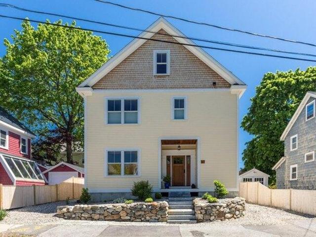 House for sale in New Hampshire