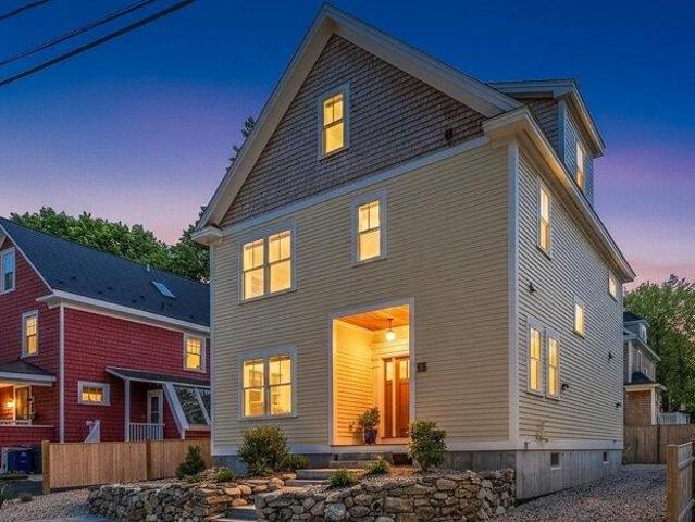 House for sale in New Hampshire