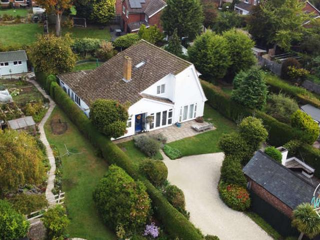 Property for sale in Canley Gardens, West Midlands