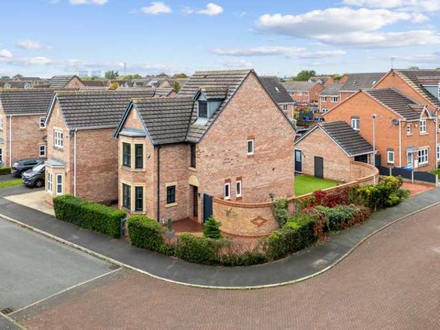 Property for sale in Bank Quay, Warrington