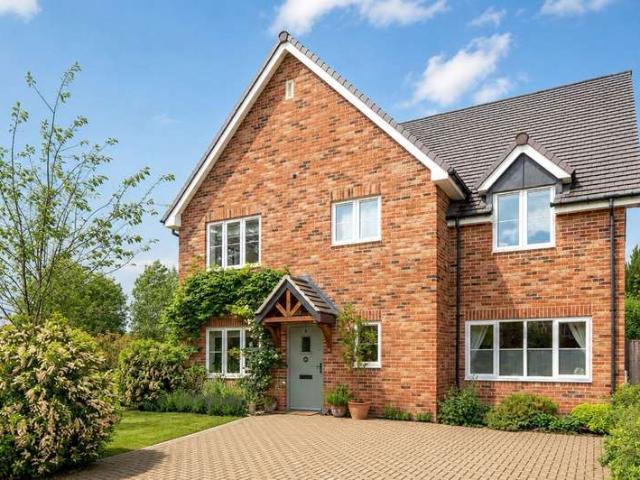 Property for sale in Shipton-on-Cherwell, Evershot