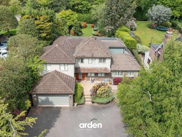 Property for sale in Bromsgrove, Worcestershire