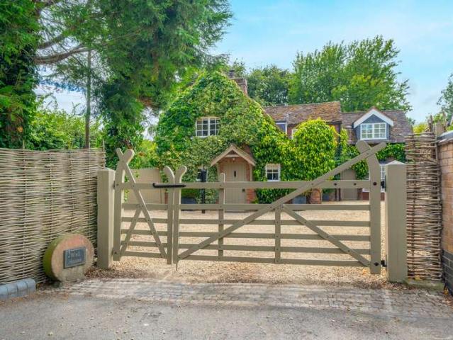 Property for sale in Shenstone, Wyre Forest