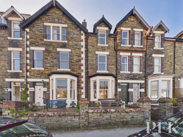 Property for sale in Keswick
