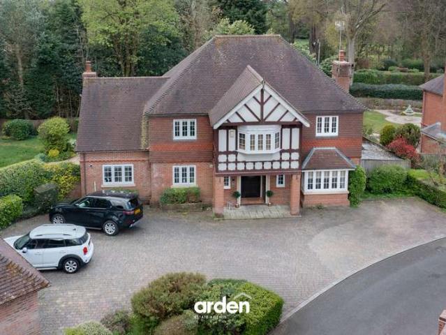 Property for sale in Lydiate Ash, Bromsgrove