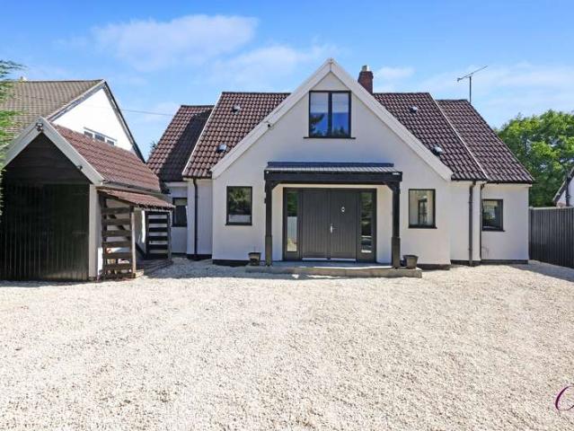 Property for sale in Pamington, Gloucestershire