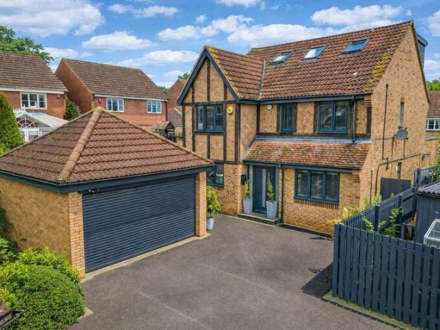 Property for sale in Shenley Brook End, Milton Keynes