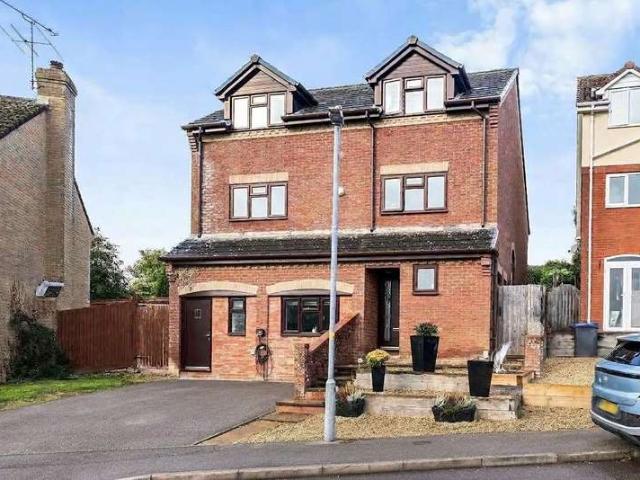 Property for sale in Durrington, Wiltshire