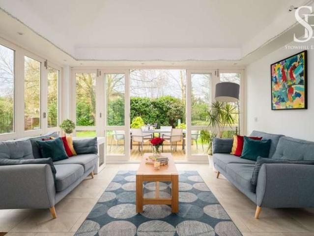 Property for sale in Dromore, Oxfordshire