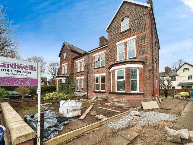 Property for sale in Swinton Park, Salford
